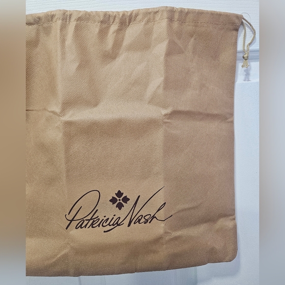 Patricia Nash Laureana Kisslock Satchel - NWT - Picture 8 of 8